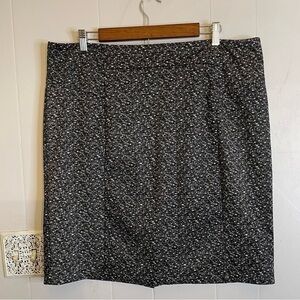 Michael Kors pencil skirt size XL worn once